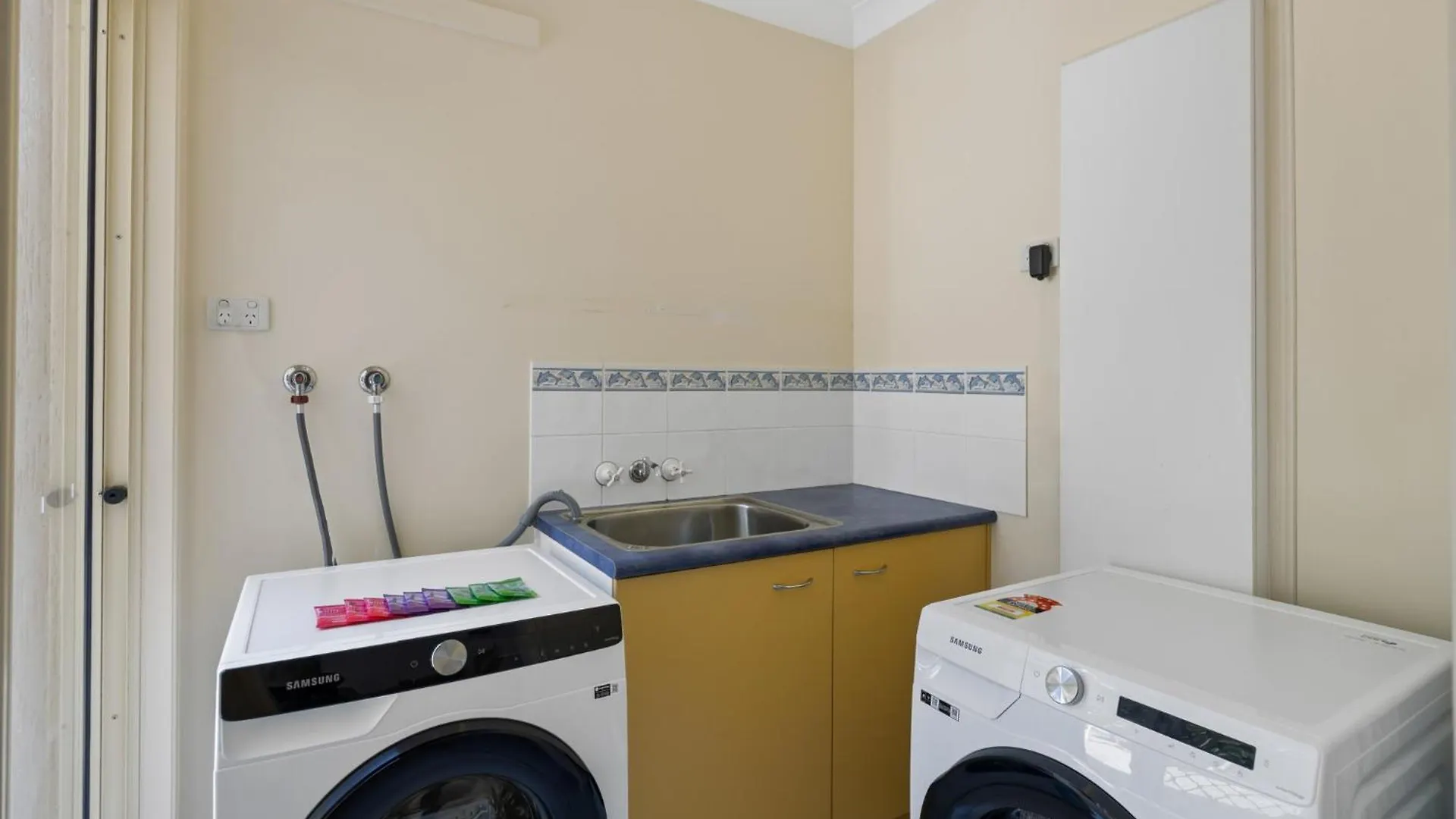 Dom wakacyjny Spacious 4-Bed Family Home With Private Pool & Bbq Coolum Beach